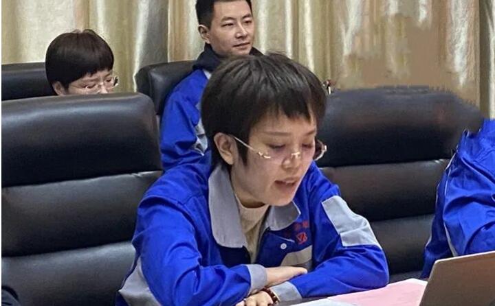 營銷中心主任李昌鳳從2024年重點工作介紹為始，分別從研發、營銷、售后及宣傳等方面，詳盡介紹了2024年的發展規劃.jpg